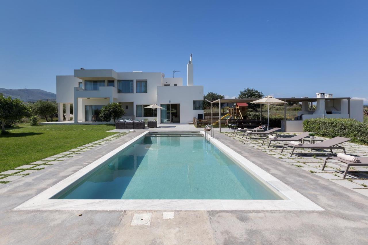 Lux Villa Mia With Heated Pool, 2Km To Beach & Childrens Area! Mikro Metochi Exteriör bild