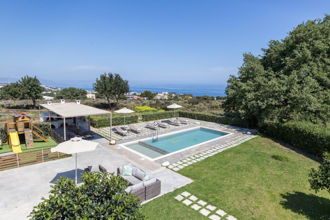 Lux Villa Mia With Heated Pool, 2Km To Beach & Childrens Area! Mikro Metochi Exteriör bild