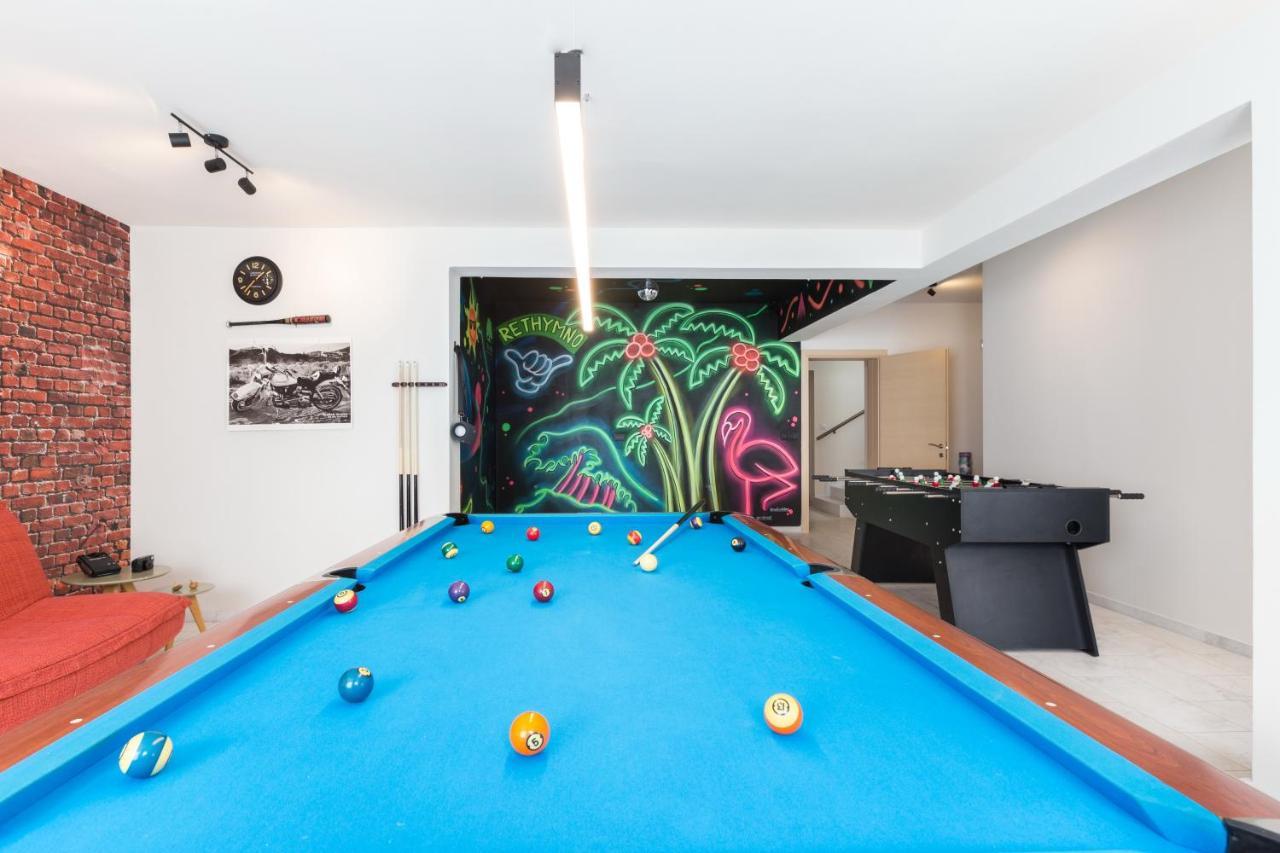 Lux Villa Mia With Heated Pool, 2Km To Beach & Childrens Area! Mikro Metochi Exteriör bild