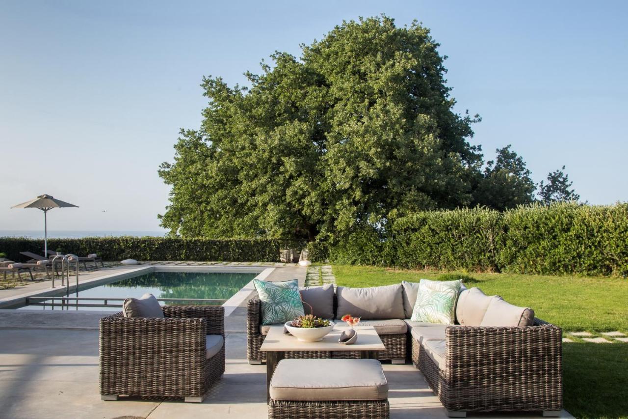Lux Villa Mia With Heated Pool, 2Km To Beach & Childrens Area! Mikro Metochi Exteriör bild
