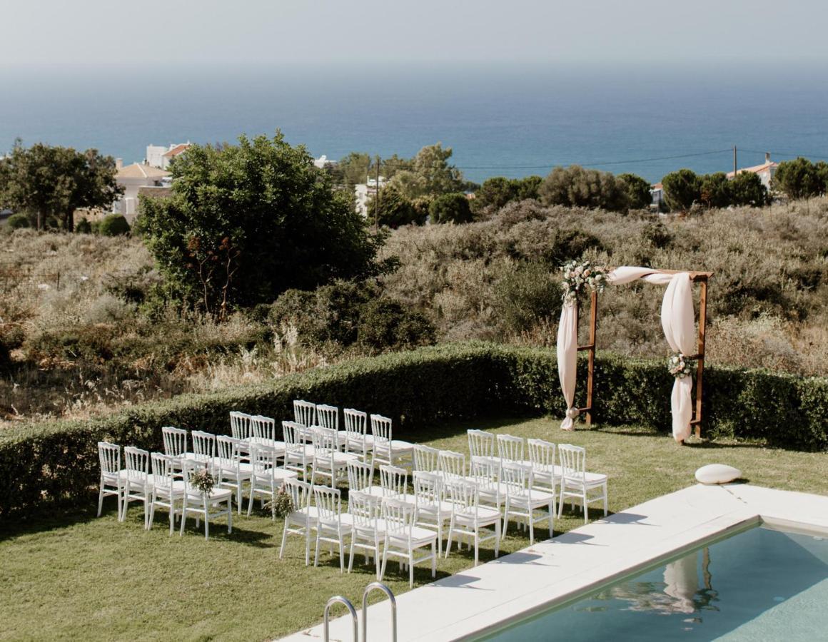 Lux Villa Mia With Heated Pool, 2Km To Beach & Childrens Area! Mikro Metochi Exteriör bild