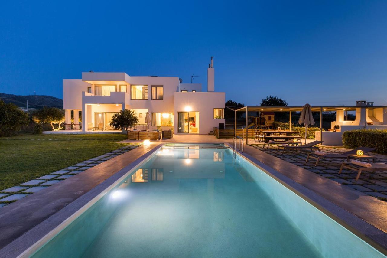Lux Villa Mia With Heated Pool, 2Km To Beach & Childrens Area! Mikro Metochi Exteriör bild